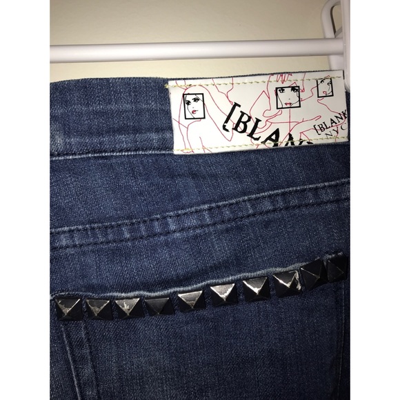 Blank NYC Ladies Jeans - Picture 3 of 4